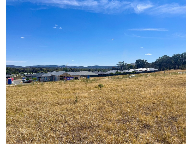 25 Whitewater Terrace, Thurgoona NSW 2640