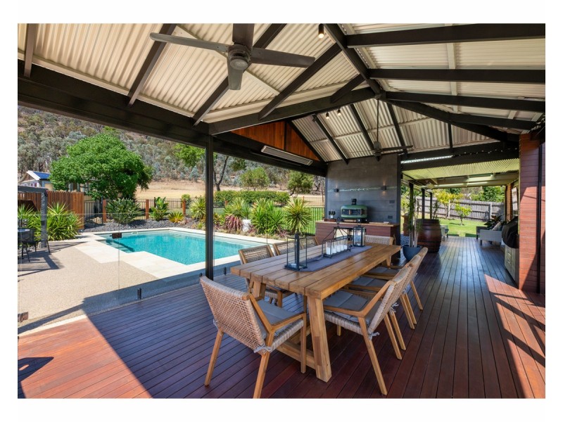 4 Bolte Court, West Wodonga VIC 3690