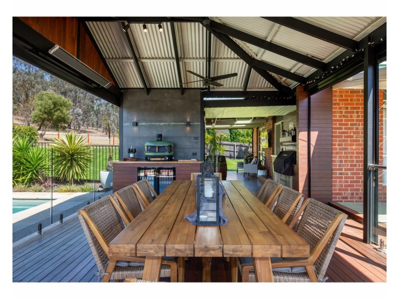 4 Bolte Court, West Wodonga VIC 3690