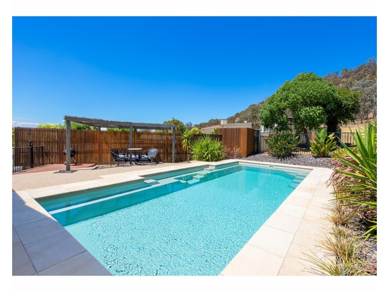 4 Bolte Court, West Wodonga VIC 3690