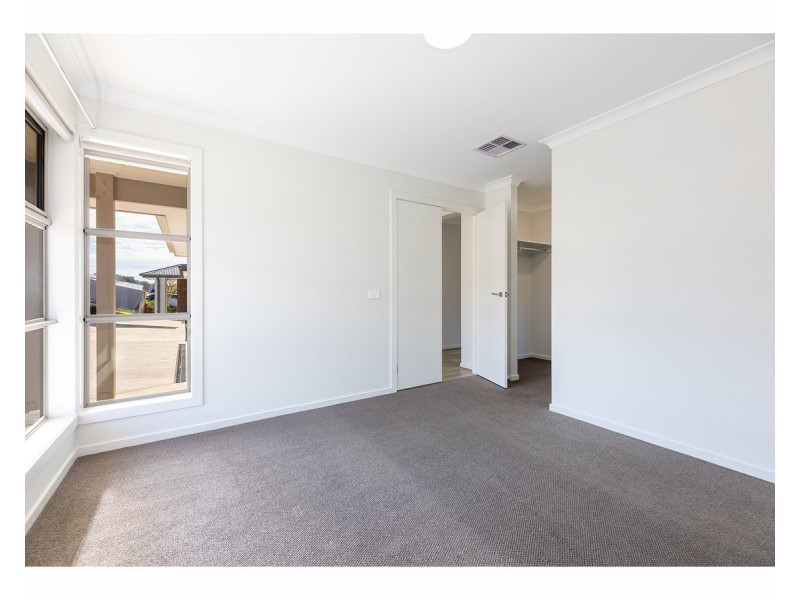 13 Cromwell Road, Leneva VIC 3691