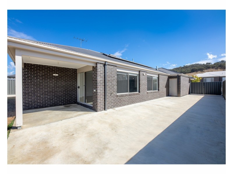 13 Cromwell Road, Leneva VIC 3691