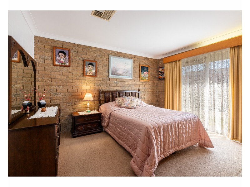 45 Melrose Drive, West Wodonga VIC 3690