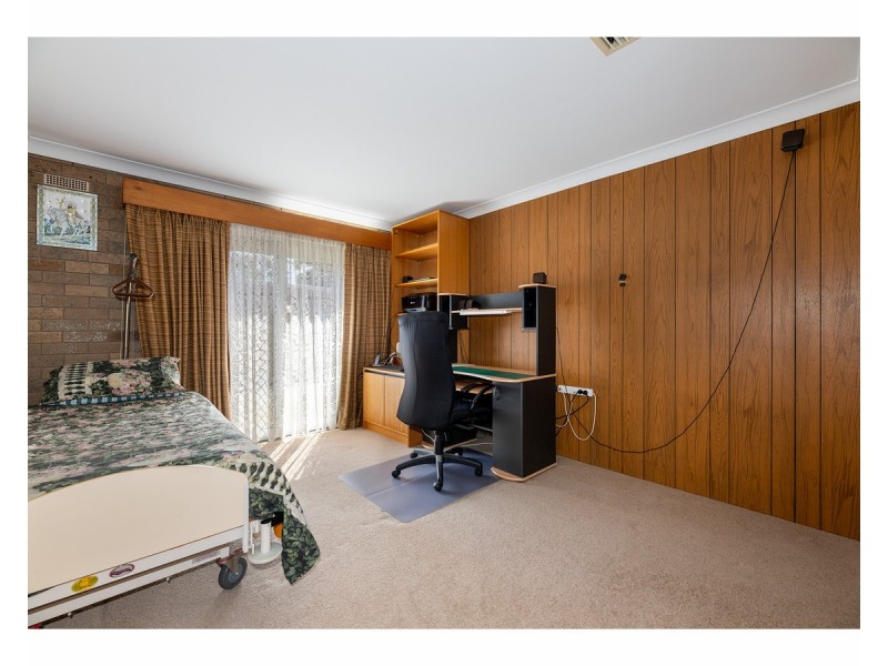 45 Melrose Drive, West Wodonga VIC 3690