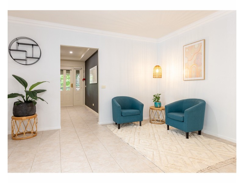 4 Laffertys Walk, East Albury NSW 2640