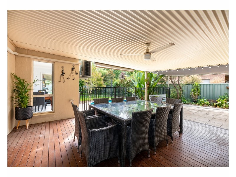 4 Laffertys Walk, East Albury NSW 2640