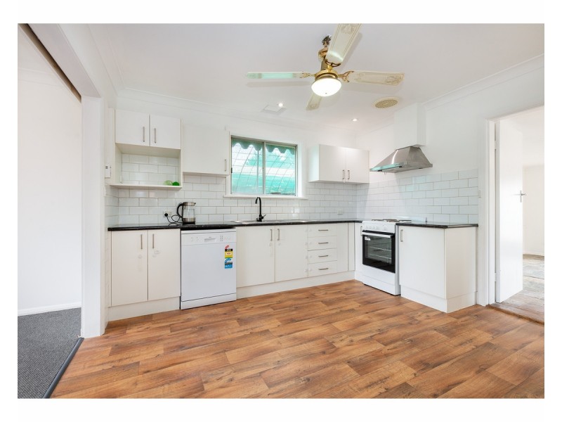 1074 Yarramba Crescent, North Albury NSW 2640