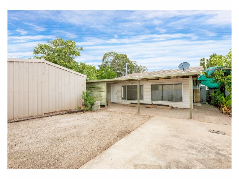 1074 Yarramba Crescent, North Albury NSW 2640