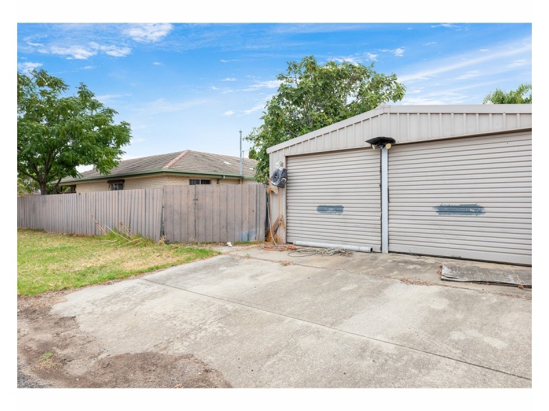1074 Yarramba Crescent, North Albury NSW 2640