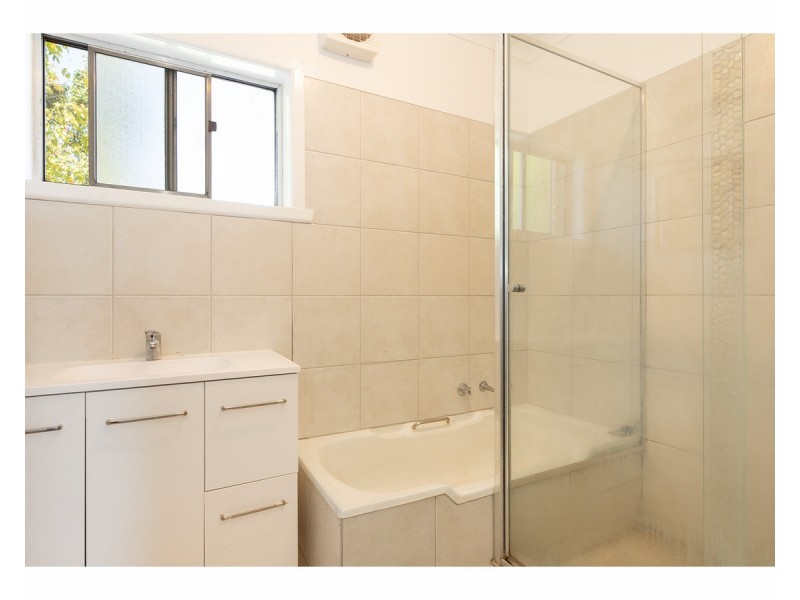 145 Benyon Street, East Albury NSW 2640