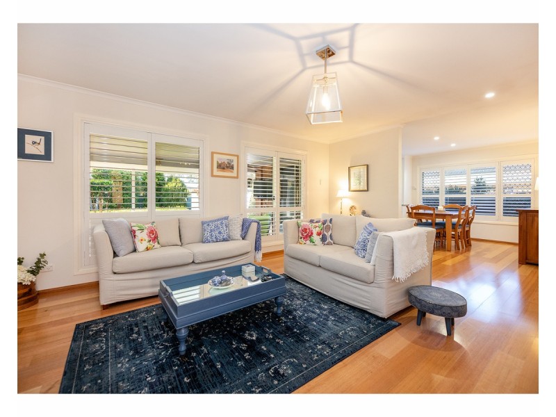 17 Saville Avenue, Lavington NSW 2641