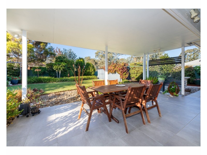 17 Saville Avenue, Lavington NSW 2641