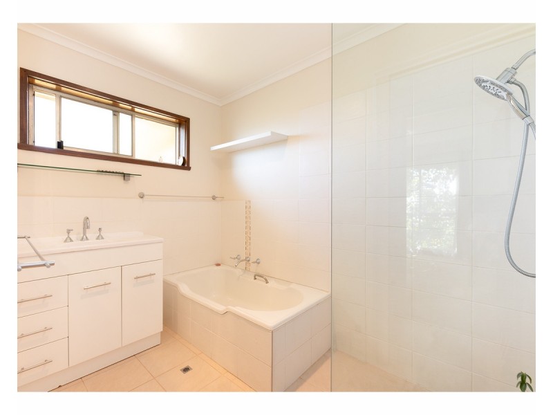 43 Panorama Place, Lavington NSW 2641