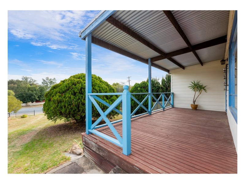 56 Billabong Street, Walbundrie NSW 2642