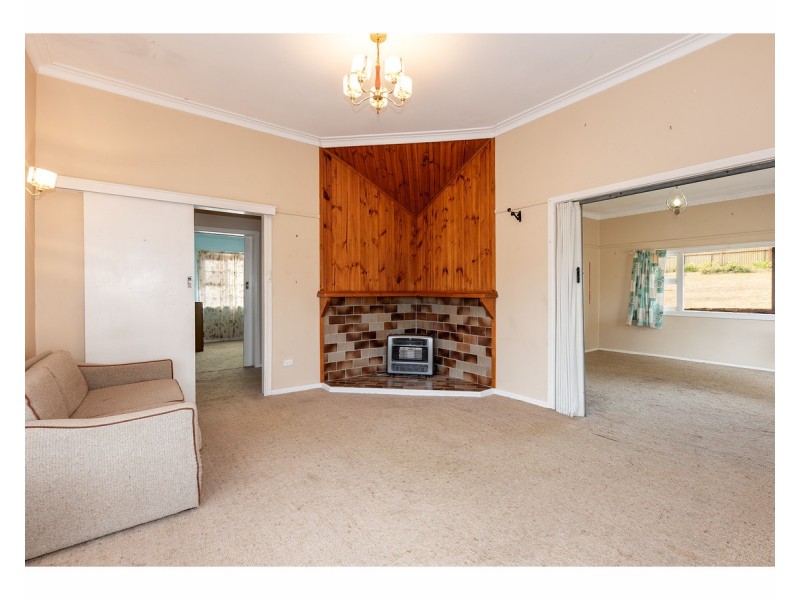 56 Billabong Street, Walbundrie NSW 2642