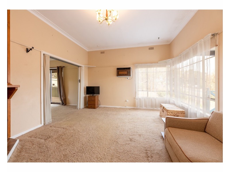 56 Billabong Street, Walbundrie NSW 2642