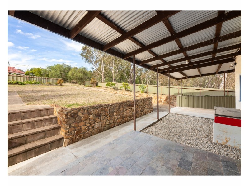 56 Billabong Street, Walbundrie NSW 2642