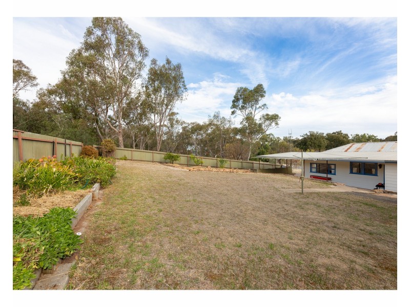 56 Billabong Street, Walbundrie NSW 2642