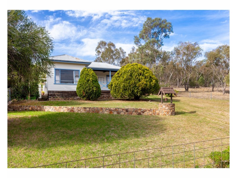 56 Billabong Street, Walbundrie NSW 2642