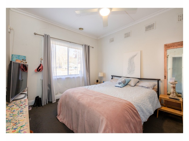 154 Borella Road, East Albury NSW 2640