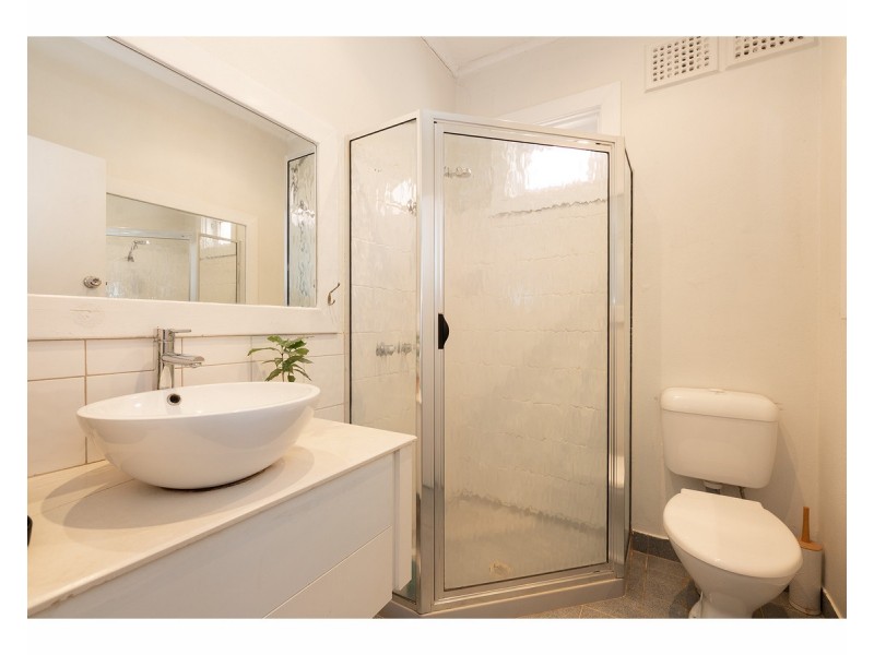 154 Borella Road, East Albury NSW 2640