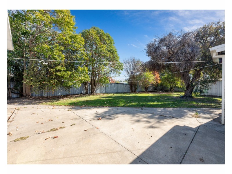 578 Heathwood Avenue, Lavington NSW 2641