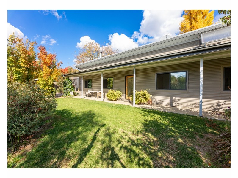 8-10 Dickson Street, Woomargama NSW 2644