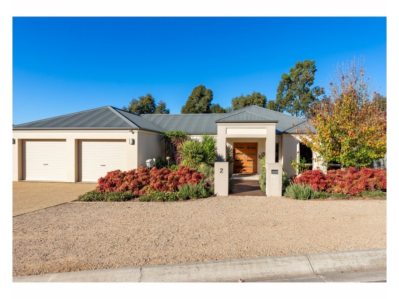 2 Finke Court, Hamilton Valley NSW 2641
