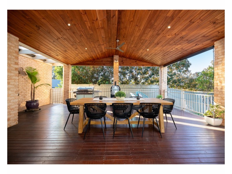 2 Finke Court, Hamilton Valley NSW 2641
