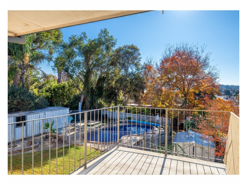 258 Desmond Street, Lavington NSW 2641