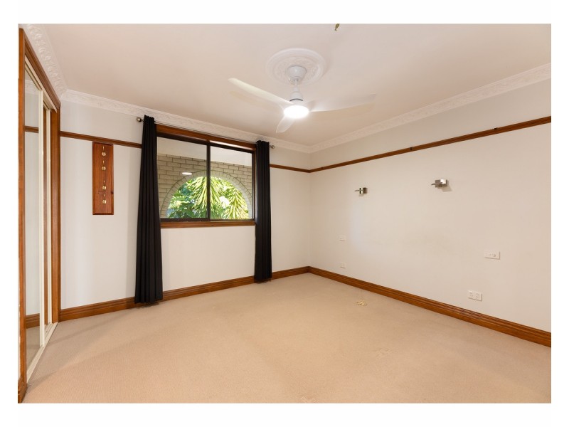 258 Desmond Street, Lavington NSW 2641