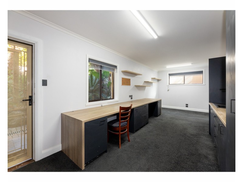258 Desmond Street, Lavington NSW 2641