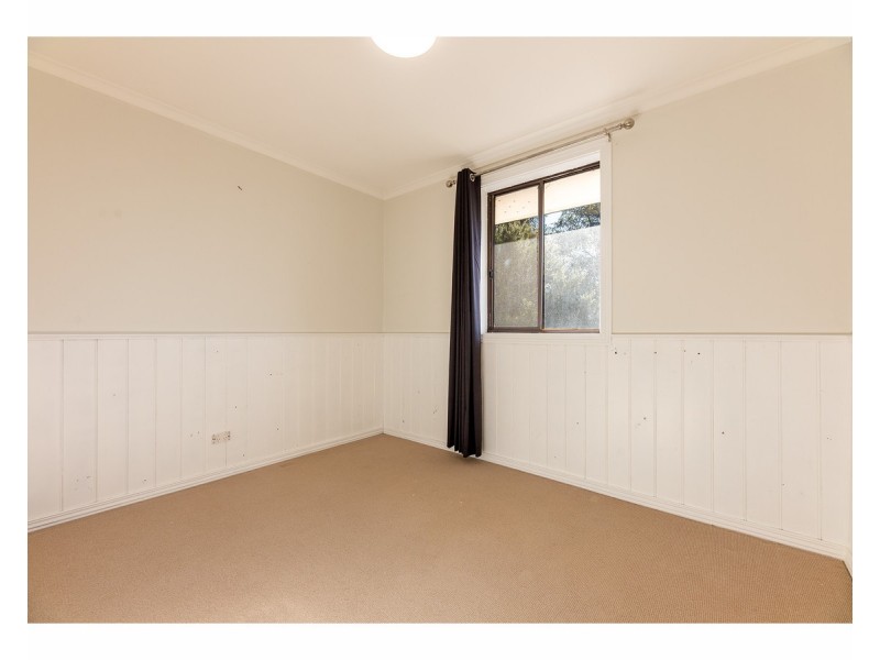 258 Desmond Street, Lavington NSW 2641