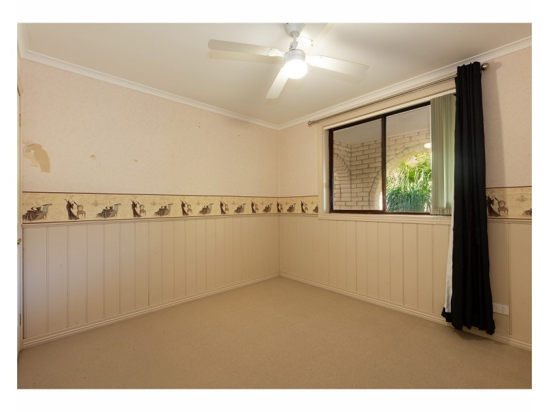 258 Desmond Street, Lavington NSW 2641