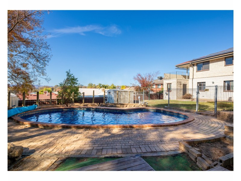258 Desmond Street, Lavington NSW 2641