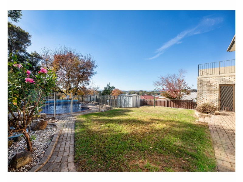 258 Desmond Street, Lavington NSW 2641