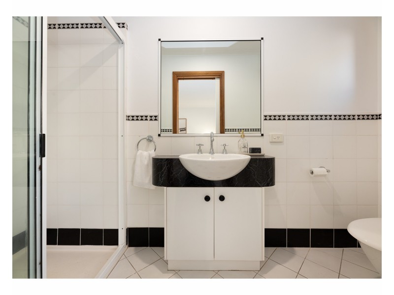 31 Severin Court, Thurgoona NSW 2640