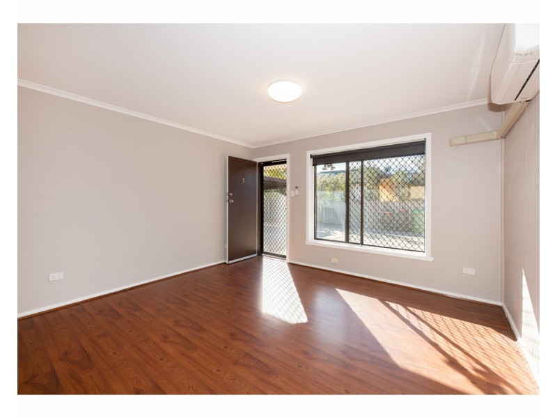 2/474 Griffith Road, Lavington NSW 2641