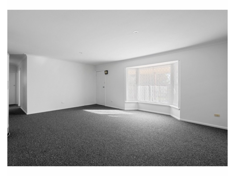 358 Parkland Crescent, Lavington NSW 2641