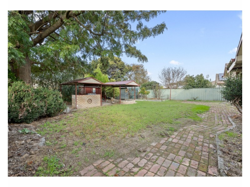 358 Parkland Crescent, Lavington NSW 2641