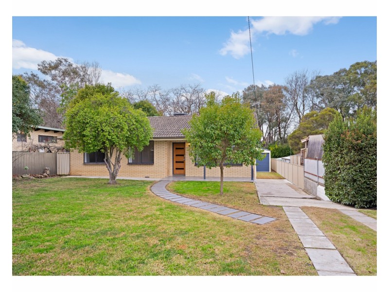 580 Lyne Street, Lavington NSW 2641