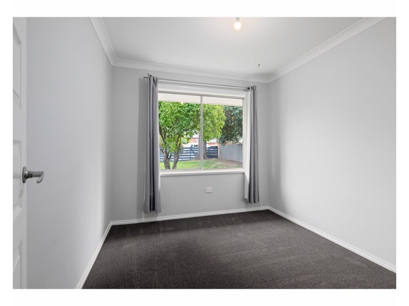 580 Lyne Street, Lavington NSW 2641