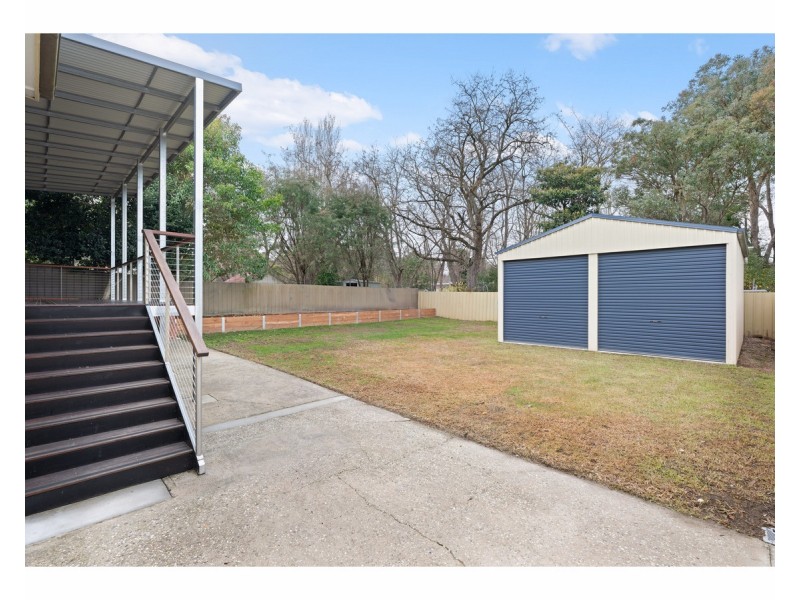 580 Lyne Street, Lavington NSW 2641