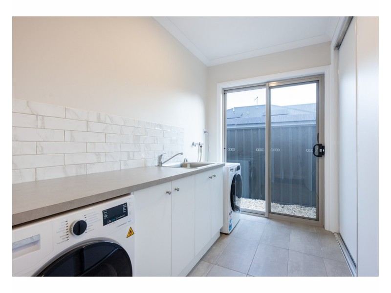 27 Callus Street, Killara VIC 3691