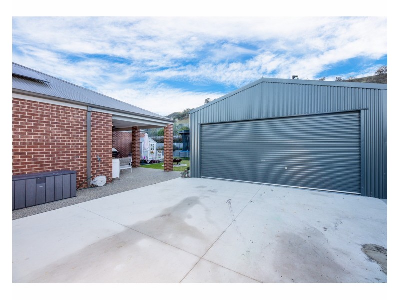 27 Callus Street, Killara VIC 3691