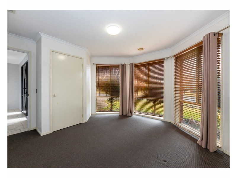 1 Grandeur Place, East Albury NSW 2640