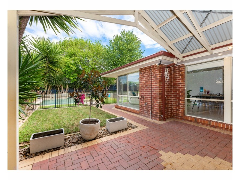 1 Grandeur Place, East Albury NSW 2640
