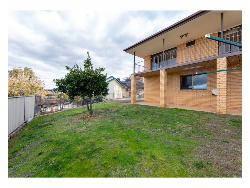 39 Janette Court, Lavington NSW 2641