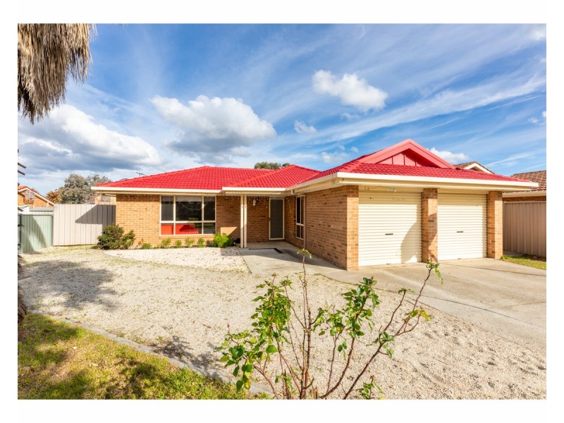 15 Condon Place, Lavington NSW 2641