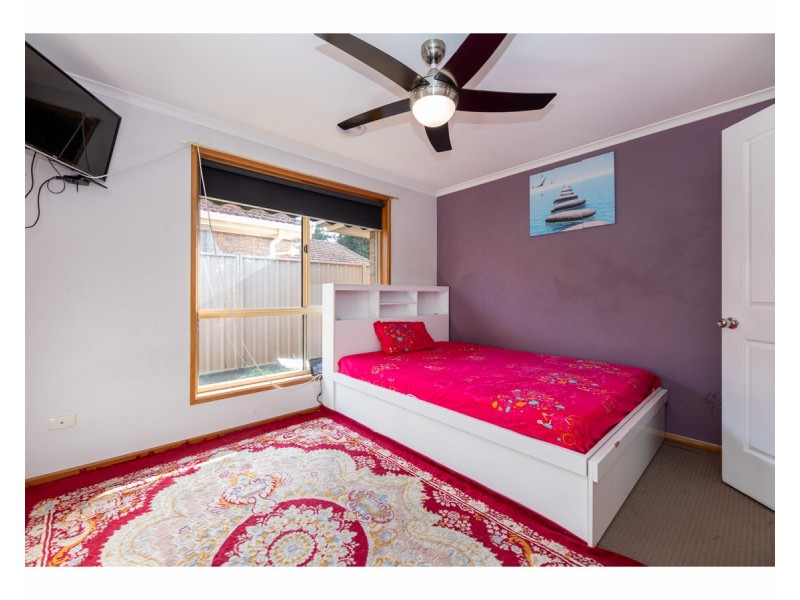 15 Condon Place, Lavington NSW 2641